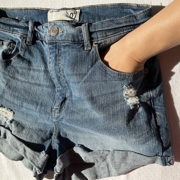 Garage Women Shorts 9 Blue Denim Distressed Button 2" Inseam - Picture 9 of 10